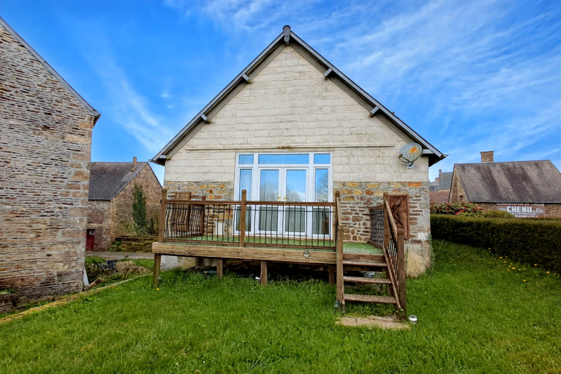 Propriété à vendre à Ger, Manche - 77 700 €