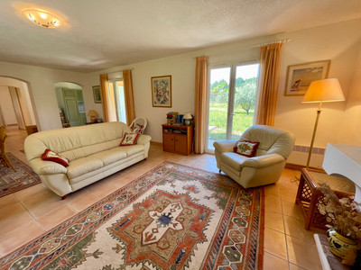 French property for sale in Saint-Antonin-du-Var, Var - €363,500 - photo 4