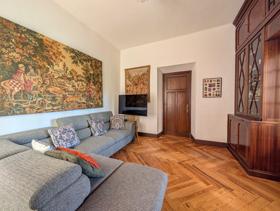 French property for sale in Carcassonne, Aude - €299,000 - photo 2