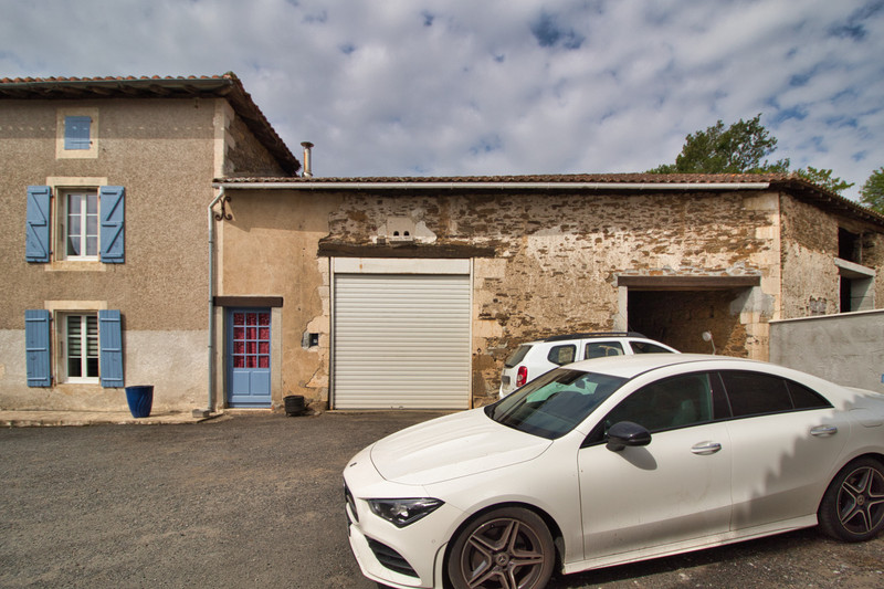 French property for sale in Terres-de-Haute-Charente, Charente - €152,600 - photo 9