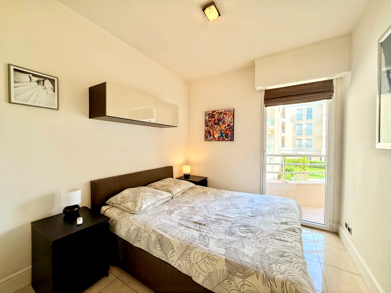 French property for sale in Cannes, Alpes-Maritimes - €374,500 - photo 5