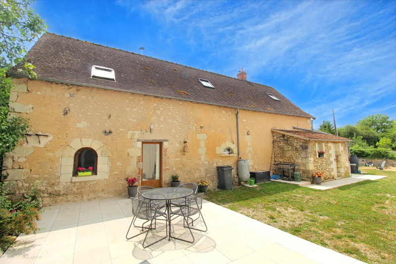 French property for sale in Boussay, Indre-et-Loire - €246,100 - photo 1