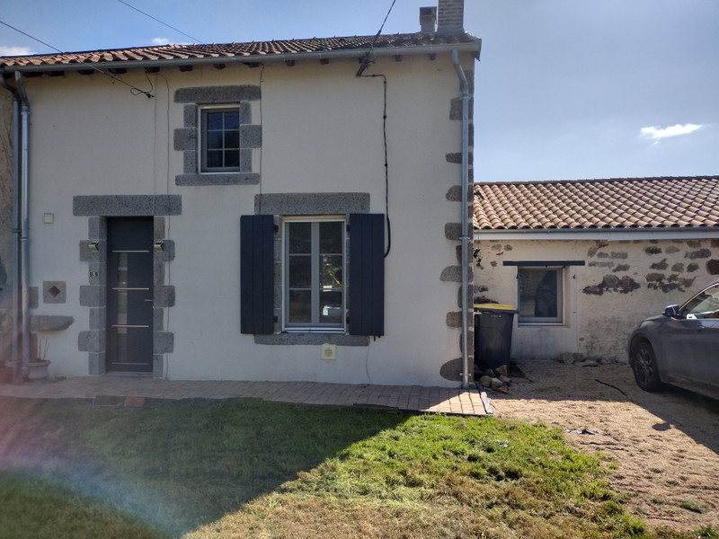 French property for sale in Lathus-Saint-Rémy, Vienne - €172,800 - photo 4