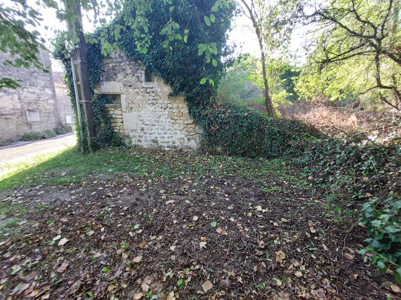 French property for sale in Fouquebrune, Charente - €51,600 - photo 3
