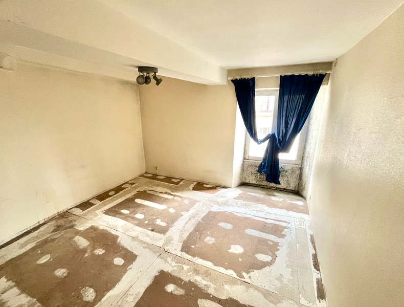 French property for sale in Lignières-Orgères, Mayenne - €41,600 - photo 5