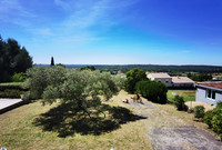 Propriété à vendre à Saint-Maximin, Gard - 444 000 € - photo n°5