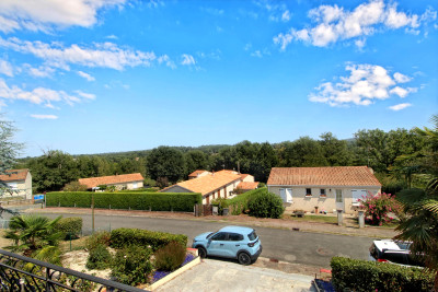 French property for sale in Manot, Charente - €169,000 - photo 2