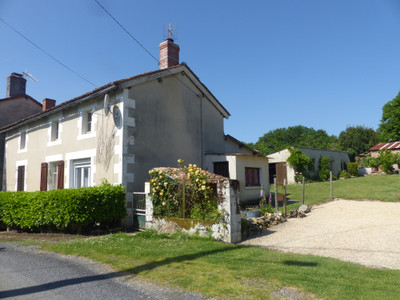 Maison à vendre à Moulismes, Vienne, Poitou-Charentes, avec Leggett Immobilier