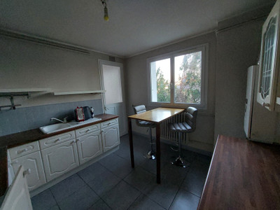 French property for sale in Angoulême, Charente - €112,000 - photo 7