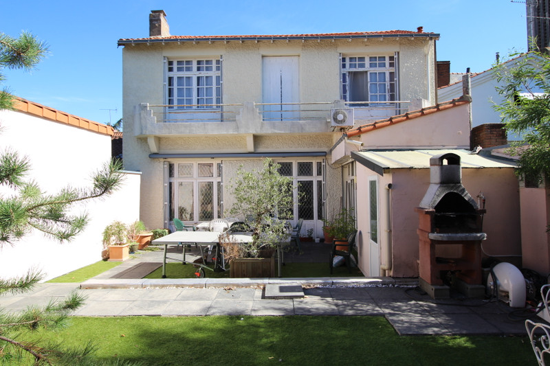 Vente Maison 346m² 8 Pièces à Cholet (49300) - Leggett Immobilier
