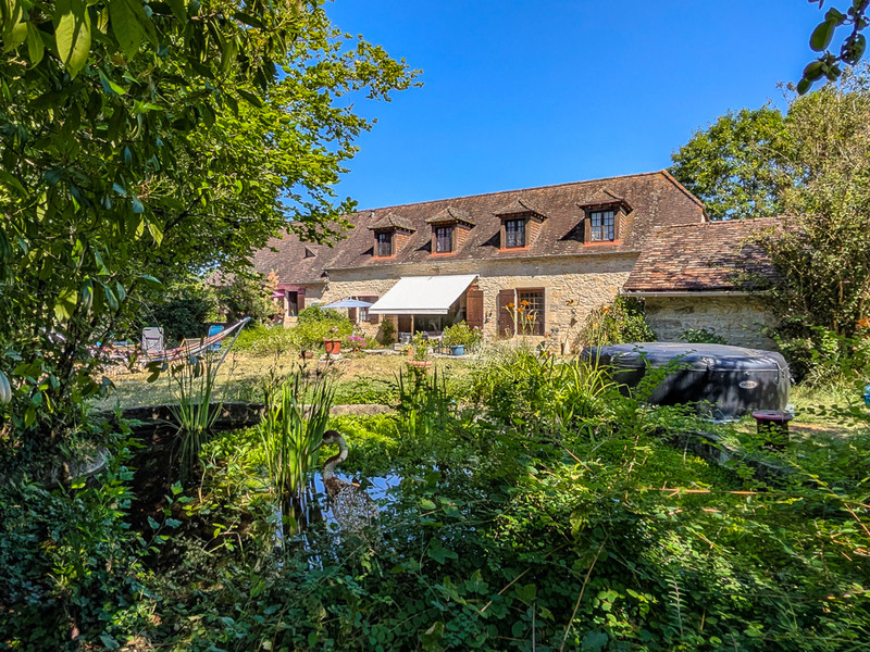 French property for sale in Coulaures, Dordogne - €358,000 - photo 0