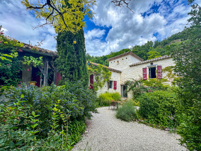 French property for sale in Montcuq-en-Quercy-Blanc, Lot - €424,000 - photo 4