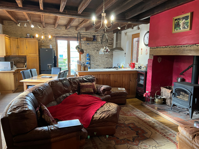 French property for sale in Jumilhac-le-Grand, Dordogne - €275,000 - photo 5