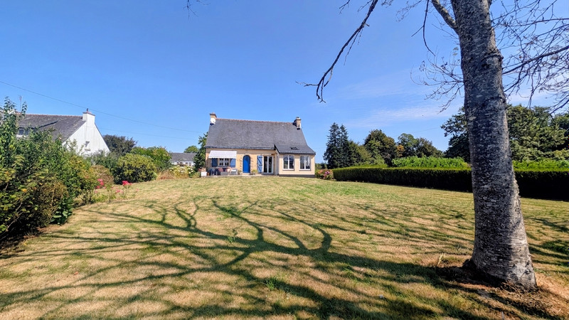 French property for sale in Priziac, Morbihan - €199,000 - photo 9