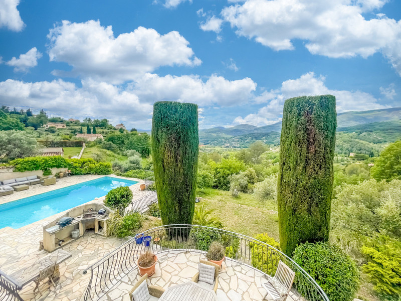 French property for sale in Fayence, Var - €895,000 - photo 1