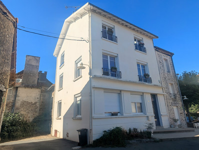 French property for sale in Châlus, Haute-Vienne - €82,500 - photo 9