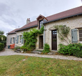 Propriété à vendre à Ferrière-Larçon, Indre-et-Loire - 225 000 € - photo n°1