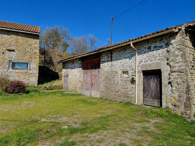 French property for sale in Montrol-Sénard, Haute-Vienne - €194,400 - photo 8