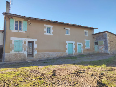 house for sale in Charente