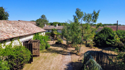 Maison à vendre à Blanzay, Vienne, Poitou-Charentes, avec Leggett Immobilier