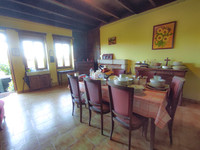 Maison à vendre à Nanteuil-en-Vallée, Charente - 108.000 € - photo 4