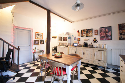 French property for sale in Civray, Vienne - €149,990 - photo 2