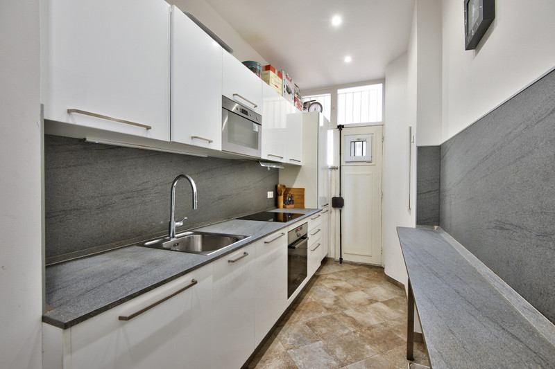 French property for sale in Nice, Alpes-Maritimes - €960,000 - photo 6