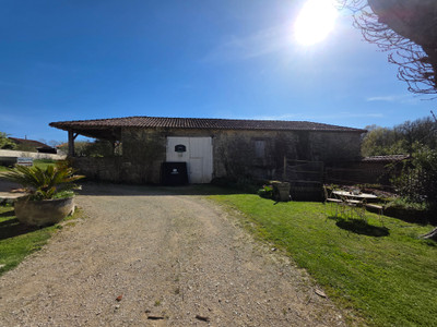 French property for sale in Barro, Charente - €288,000 - photo 10