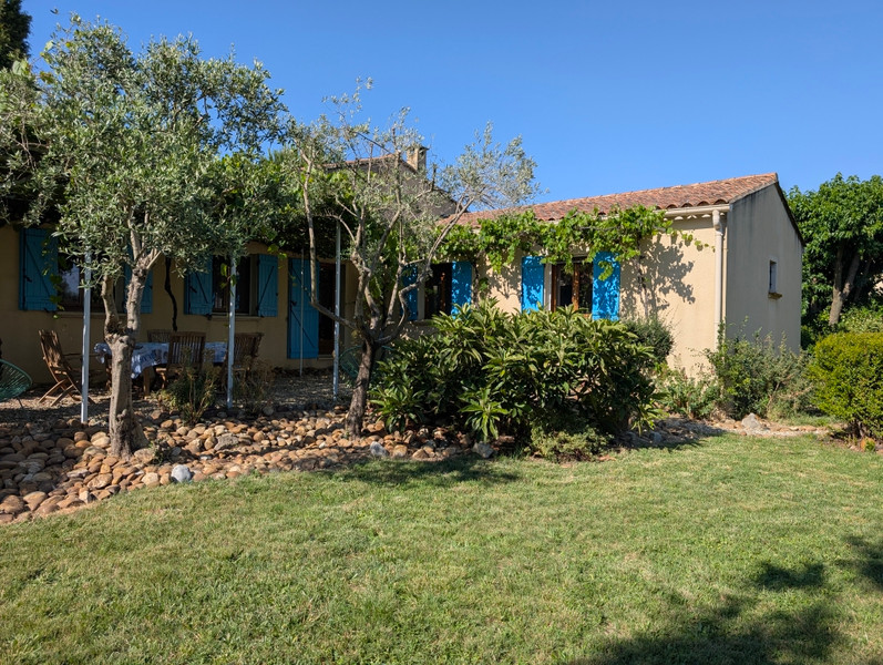 French property for sale in Rochefort-du-Gard, Gard - €410,000 - photo 0