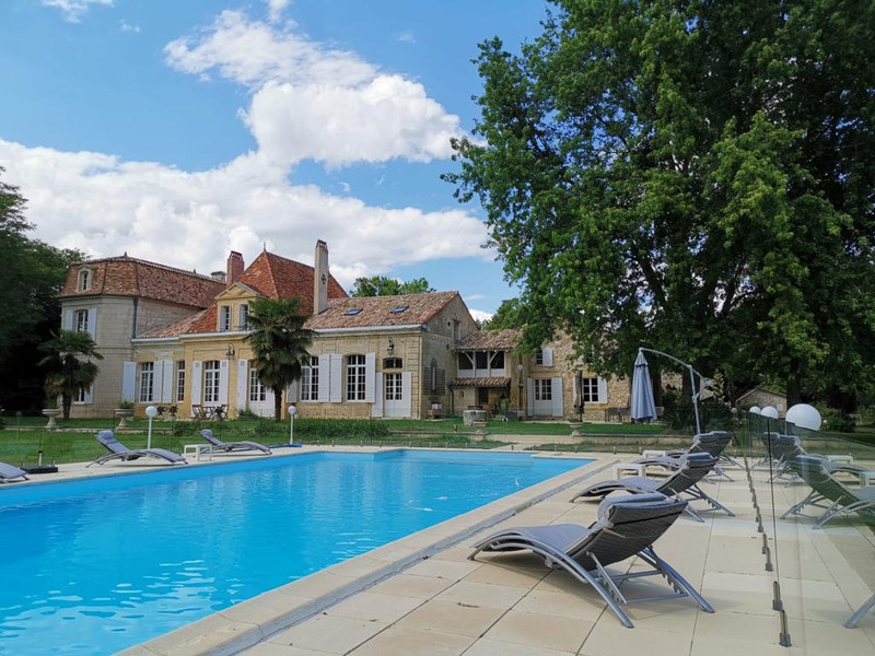 French property for sale in Le Fleix, Dordogne - €1,732,500 - photo 4