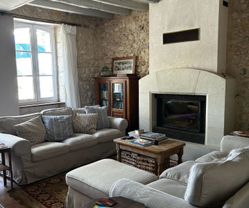 French property for sale in Noyant-Villages, Maine-et-Loire - €239,990 - photo 7