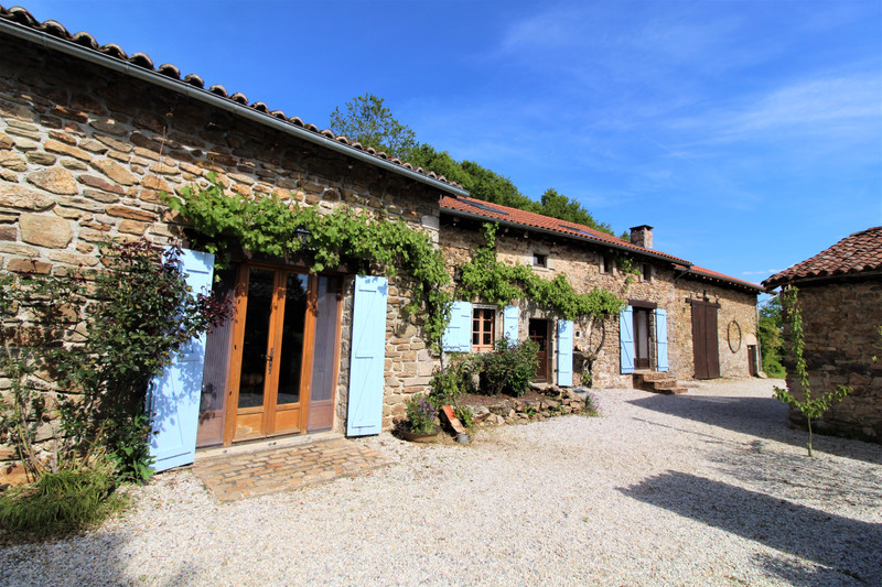 House in SaintBazile HauteVienne Fabulous 4 bed, detached
