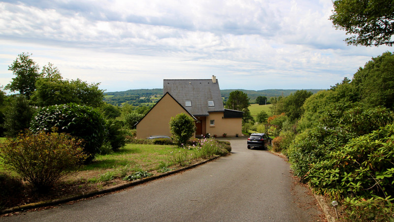 French property for sale in Saint-Aignan, Morbihan - &#8364;278,200 - photo 2