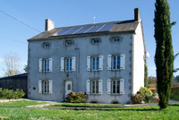 Maison à vendre à Saint-Paul-en-Gâtine, Deux-Sèvres - 206 280 € - photo 1