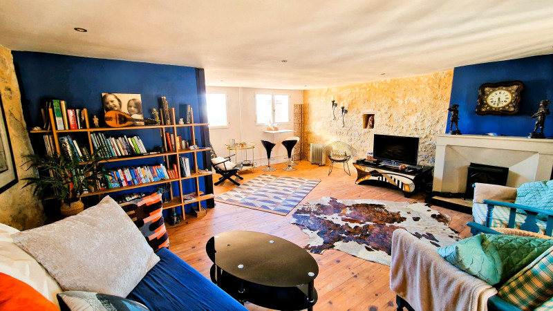 Propriété à vendre à Villefranche-de-Lonchat, Dordogne - 99 000 €