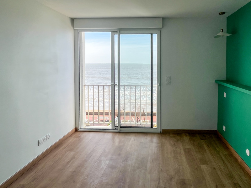 French property for sale in Royan, Charente-Maritime - €304,000 - photo 5