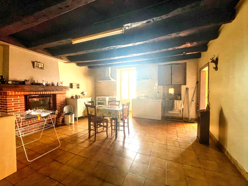 French property for sale in Oradour-Fanais, Charente - €52,600 - photo 4