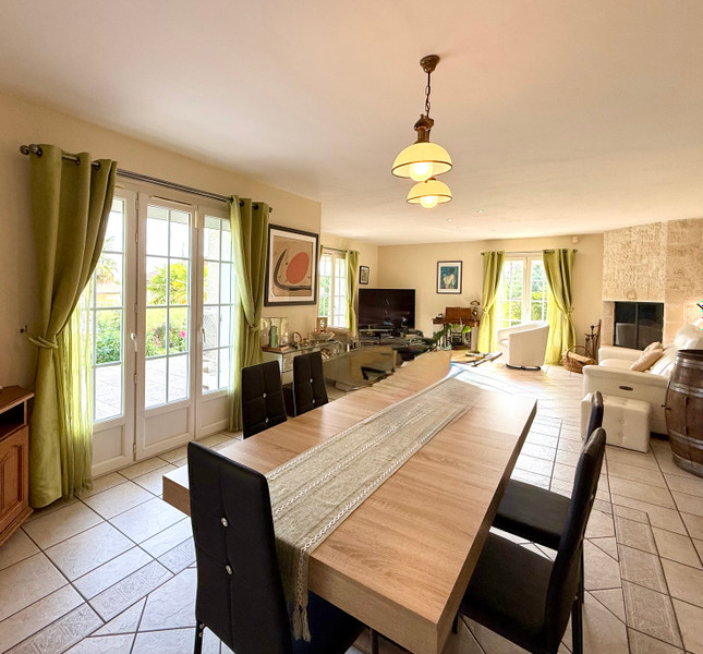 French property for sale in Messery, Haute-Savoie - €1,090,000 - photo 6