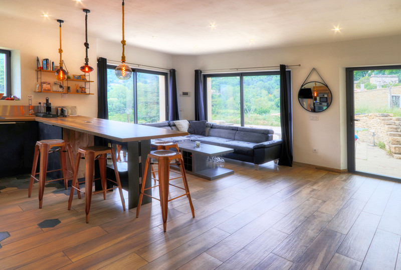 French property for sale in Apt, Vaucluse - €550,000 - photo 10
