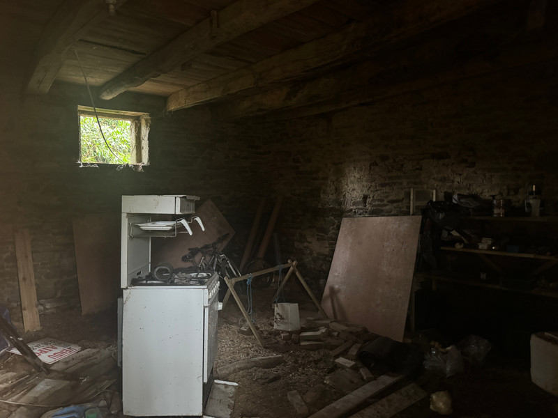 French property for sale in Plélauff, Côtes-d'Armor - €50,000 - photo 9