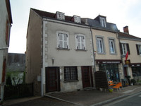 Maison à vendre à Auzances, Creuse - 89 900 € - photo 2