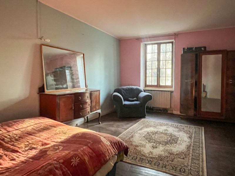 French property for sale in Montjean, Charente - €139,950 - photo 5