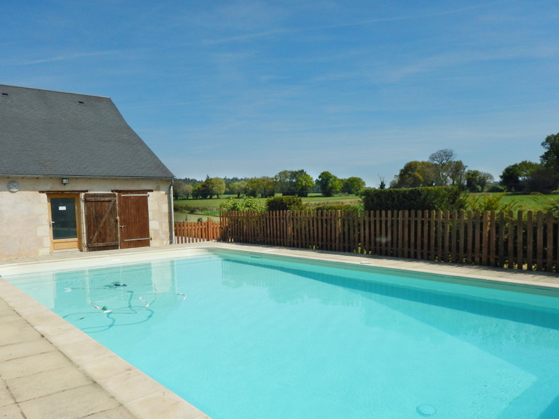 French property for sale in Luché-Pringé, Sarthe - &#8364;310,000 - photo 7