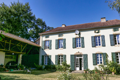Maison à vendre à Madiran, Hautes-Pyrénées, Midi-Pyrénées, avec Leggett Immobilier