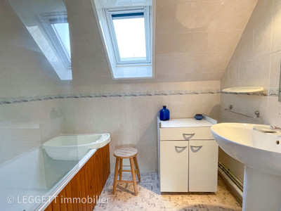 French property for sale in Rueyres, Lot - €303,000 - photo 7