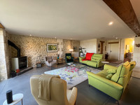 Maison à vendre à Villebois-Lavalette, Charente - 339.200 € - photo 4