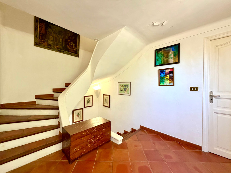 French property for sale in Grasse, Alpes-Maritimes - €900,000 - photo 9