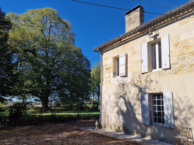 French property for sale in Saint-André-de-Cubzac, Gironde - €499,000 - photo 2