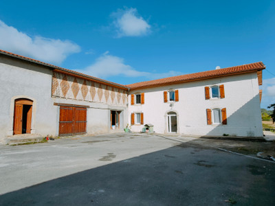Maison à vendre à Sentous, Hautes-Pyrénées, Midi-Pyrénées, avec Leggett Immobilier