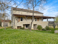Maison à vendre à Villesèque, Lot - 379.000 € - photo 1